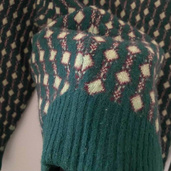 Vintage UNITED COLORS OF BENETTON Knitwear cardigan with buttons. - Picture 6 of 12